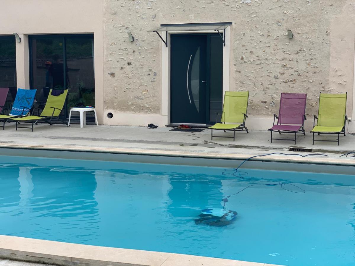 Charme Moderne Bed & Breakfast Le Val-Saint-Germain Exterior photo